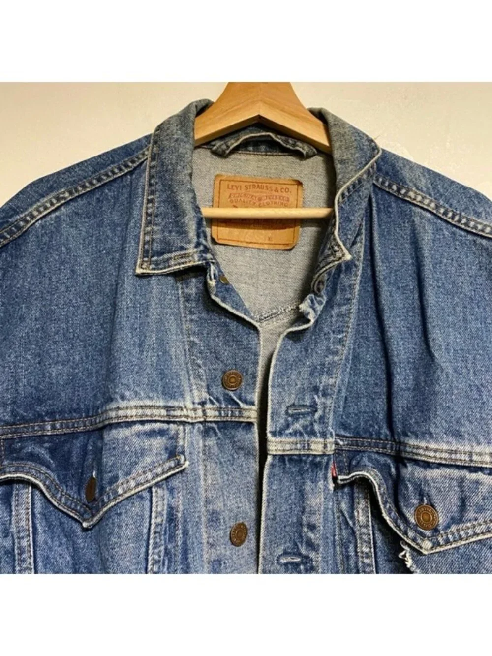 Levi Strauss & Co. Classic Denim Jacket – Size XL - Picture 5 of 9